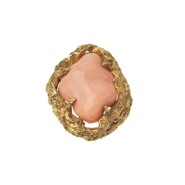 



ROSE CORAL BROOCH IN 18KT YELLOW GOLD