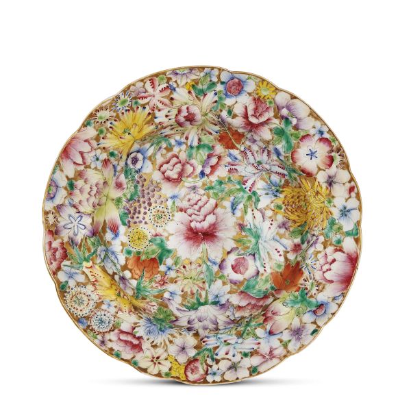 A WILDFLOWER PLATE, CHINA, QING DYNASTY, 19TH-20TH CENTURY