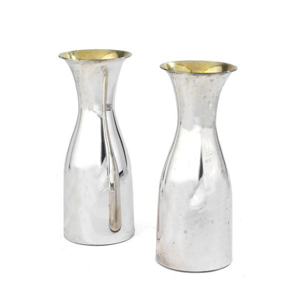 PAIR OF SILVER BOTTLES, FLORENCE, 20TH CENTURY