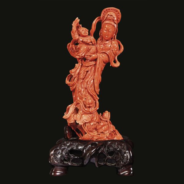 A CARVING CORAL FIGURE, CHINA, QING DYNASTY, 19TH-20TH CENTURIES
