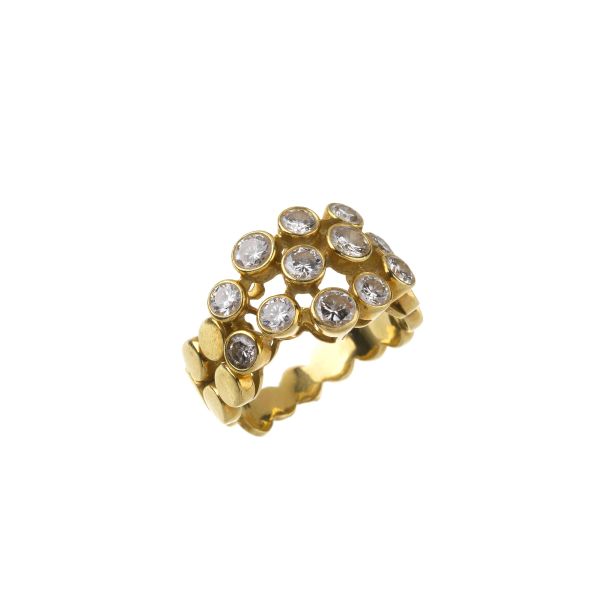 



DIAMOND WIDE BAND RING IN 18KT YELLOW GOLD