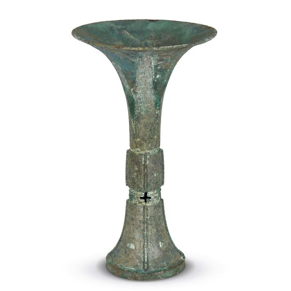 A RITUAL BRONZE VASE (TYPE GU), SHANG DYNASTY (1600-1046 B.C.)