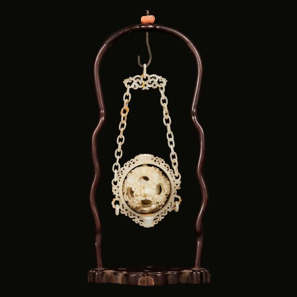 



PENDENTE A SFERA TRAFORATA, CINA, DINASTIA QING, SEC. XIX