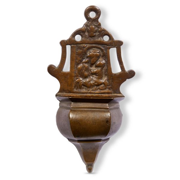 



A VENETIAN WALLHOLY WATER FONT, 17TH CENTURY