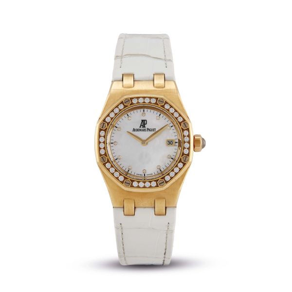 AUDEMARS PIGUET ROYAL OAK LADY REF. 67601BA.ZZ.D012CR.03 YELLOW GOLD WRISTWATCH