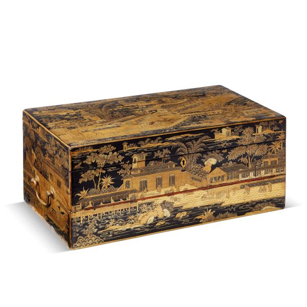 A JAPANESE TRAVEL WRITING BOX, 19TH CENTURY