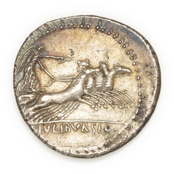 Julia - Denario L. Julius Bursio (85 a.C.) - Zecca: Roma