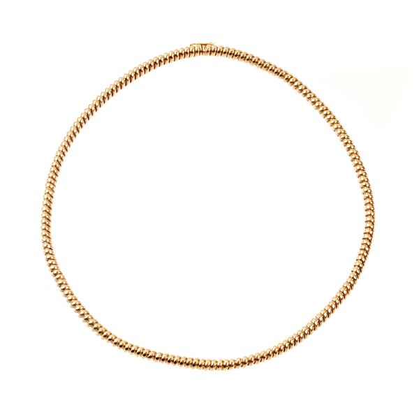 



TUBOGAS NECKLACE IN 18KT YELLOW GOLD