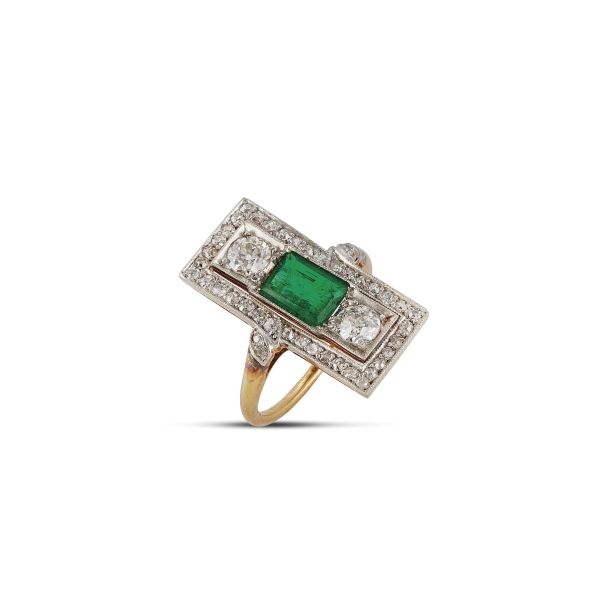 EMERALD AND DIAMOND GEOMETRIC RING IN GOLD AND PLATINUM