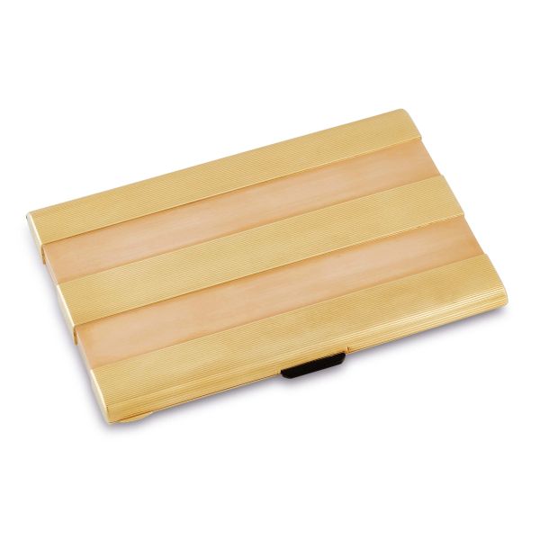 



CIGARETTE CASE IN 18KT TWO TONE GOLD