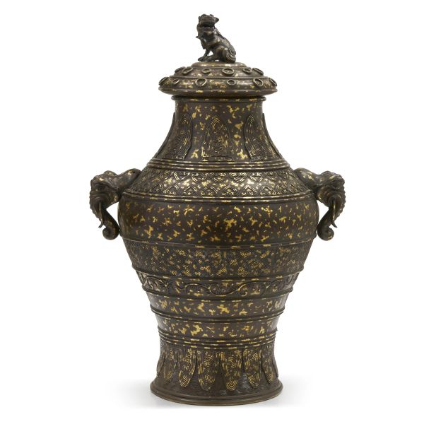 VASE, CHINA QING DINASTY, 17TH CENTURY