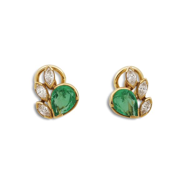 



EMERALD AND DIAMOND CLIP EARRINGS IN 18KT YELLOW GOLD