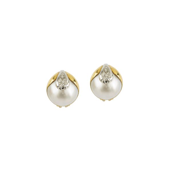 



MABE PEARL AND DIAMOND EARRINGS IN 18KT TWO TONE GOLD