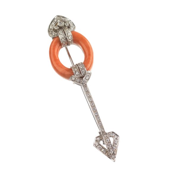 CORAL AND DIAMOND BARRETTE BROOCH IN 18KT WHITE GOLD