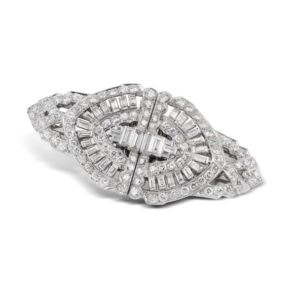 



DIAMOND DOUBLE CLIP BROOCH IN 18KT WHITE GOLD