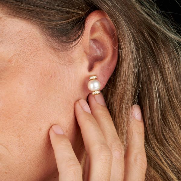 PAIO DI ORECCHINI CON PERLE E DIAMANTI