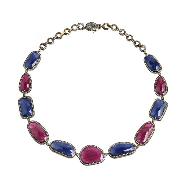 



MULTI GEM NECKLACE IN GOLD AND SILVER 