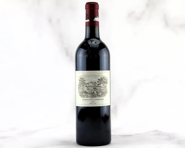 



Ch&acirc;teau Lafite Rothschild 2010