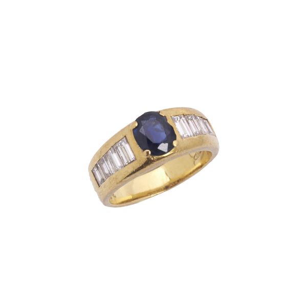 



SAPPHIRE AND DIAMOND RING IN 18KT YELLOW GOLD