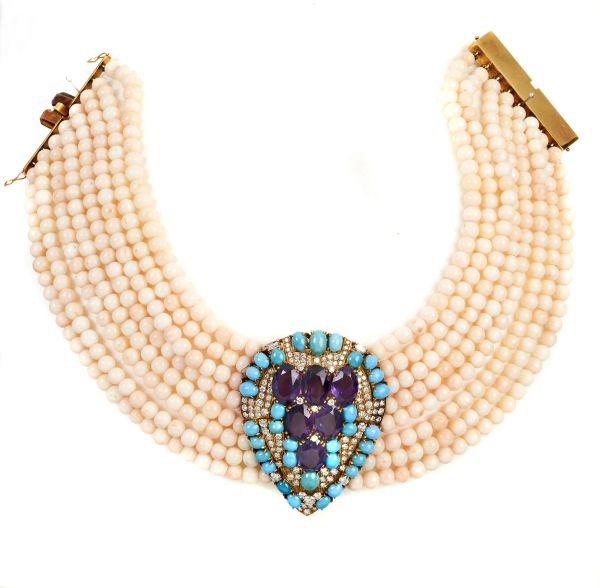 



YELLOW GOLD CENTRAL NECKLACE WITH DIAMONDS, AMETHYST, TURQUOISE AND PEARLS