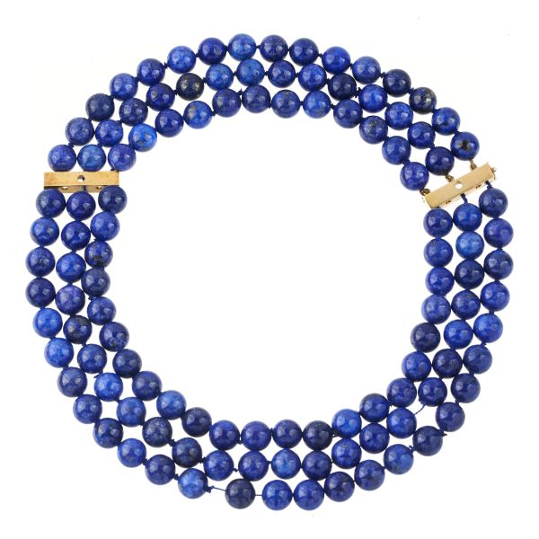 



COLLANA MULTIFILO CON LAPISLAZZULI