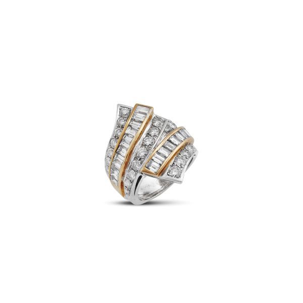 CONTRARI  &Egrave;   DIAMOND RING IN 18KT TWO TONE GOLD