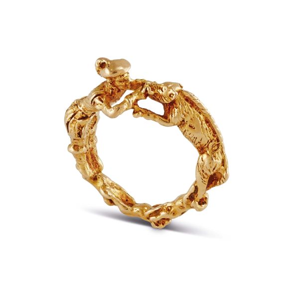 



BINO BINI FIGURATIVE HUNTING SCENE RING IN 18KT YELLOW GOLD