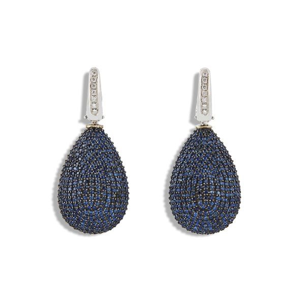 



SAPPHIRE AND DIAMOND DROP EARRINGS IN 9KT WHITE GOLD