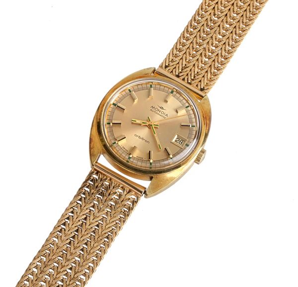 



MONDIA ORBITRON GOLD PLATED WRISTWATCH WITH YELLOW GOLD BRACELET