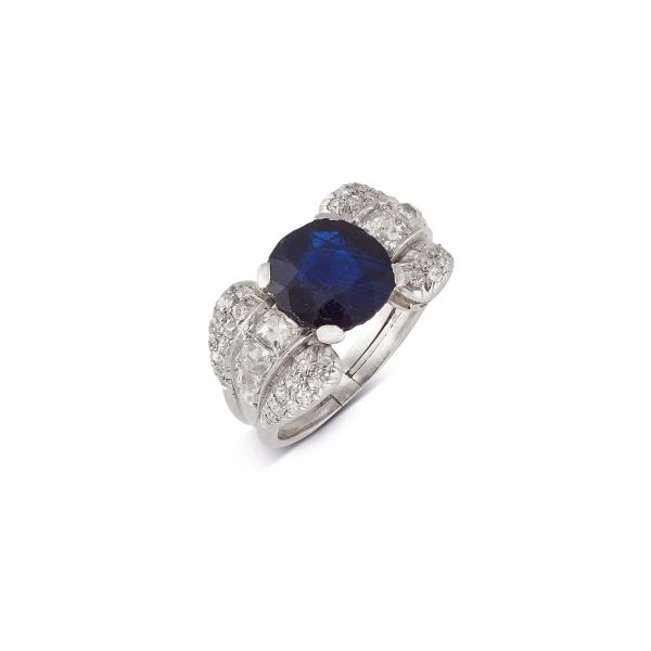 



SAPPHIRE AND DIAMOND RING