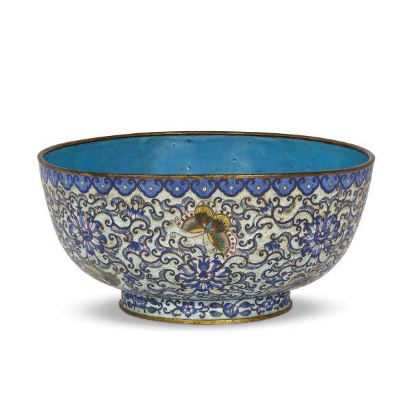 A CLOISONNÉ BOWL, CHINA, 19TH-20TH CENTURY