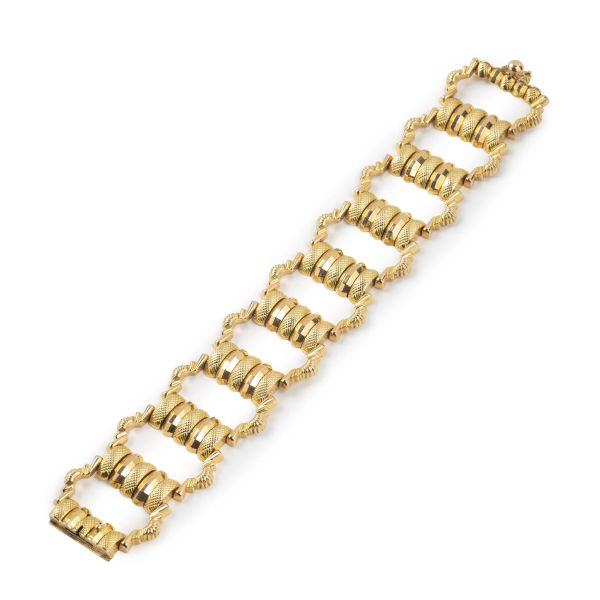 



BRACCIALE IN ORO SCANALATO