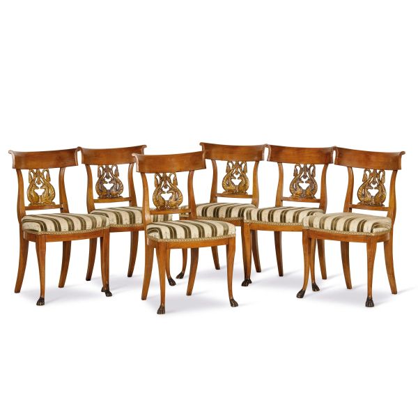 



SIX TUSCAN CHAIRS, 19TH CENTURY