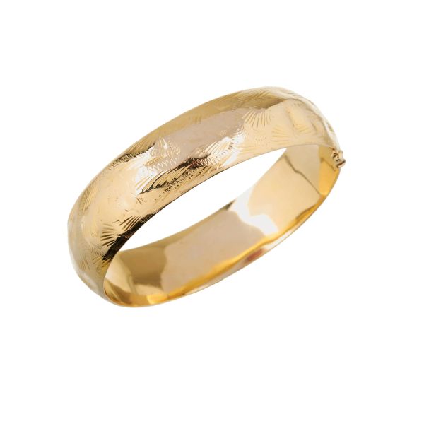 9KT GOLD BANGLE BRACELET