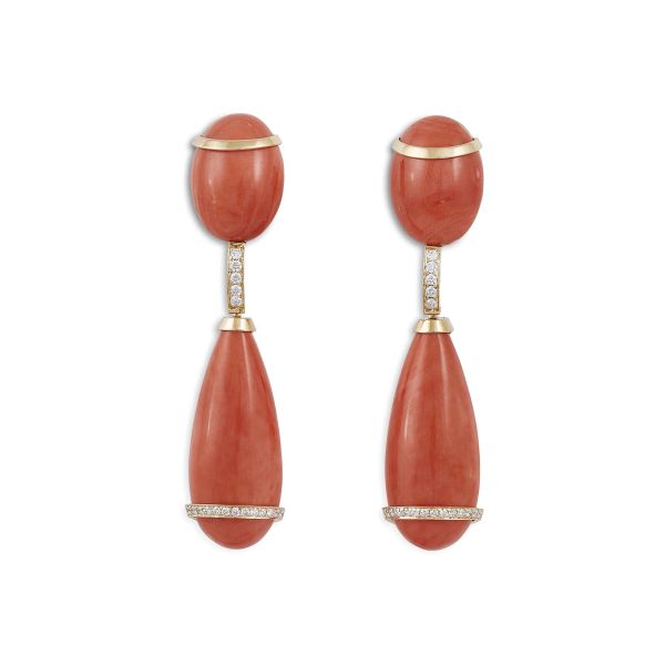 CORAL AND DIAMOND&nbsp; DROP EARRINGS IN 18KT YELLOW GOLD