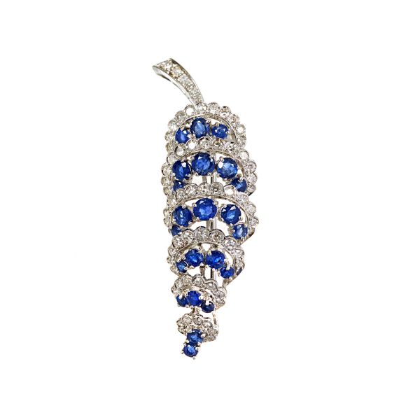 SAPPHIRE AND DIAMOND FLORAL BUNCH-SHAPED BROOCH IN 18KT WHITE GOLD