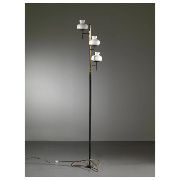 FLOOR LAMP, METAL STRUCTURE, GLASS LAMPSHADES