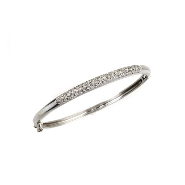 



DIAMOND BRACELET IN 18KT WHITE GOLD