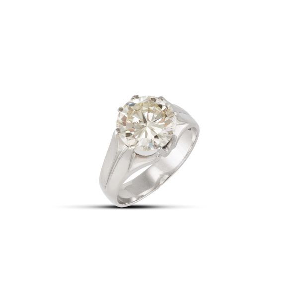 



ANELLO SOLITARIO