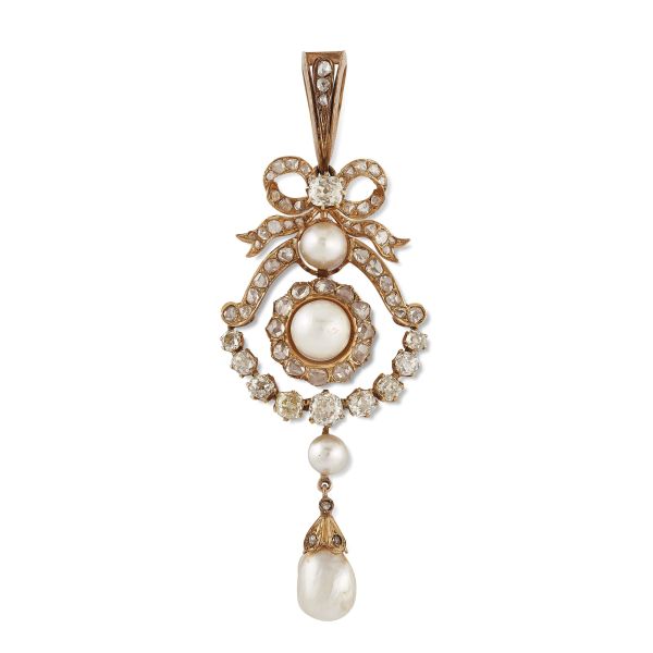 PEARL AND DIAMOND PENDANT IN 14KT YELLOW GOLD