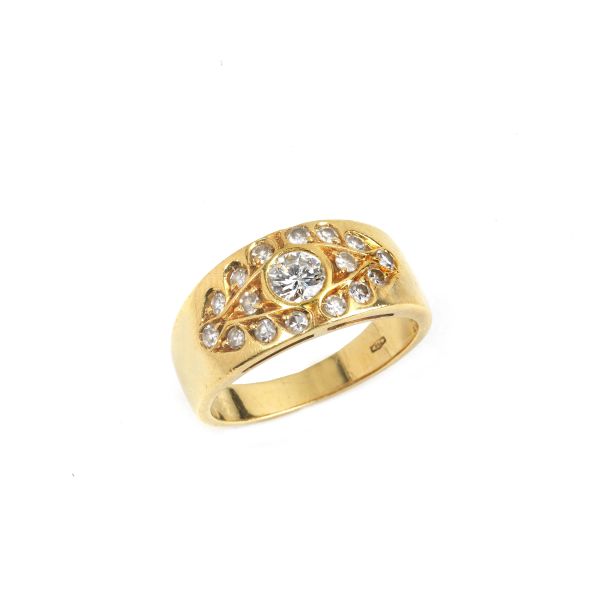 DIAMOND BAND RING IN 18KT YELLOW GOLD