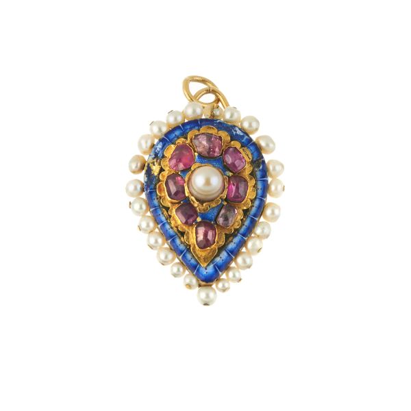 



RUBY AND PEARL PENDANT IN 18KT YELLOW GOLD