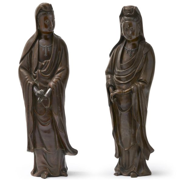 



TWO BRONZE FIGURES OF GUANYIN WITH SHISOU MARK, CHINA, LATE QING DYNASTY, 20TH CENTURY