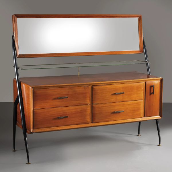 



WOODEN SIDEBOARD WITH MIRROR 