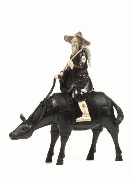  Scultura, Giappone inizi sec. XX , in legno e avorio, rafigurante cavallo con cavaliere reggente un bastone,  mancanza 