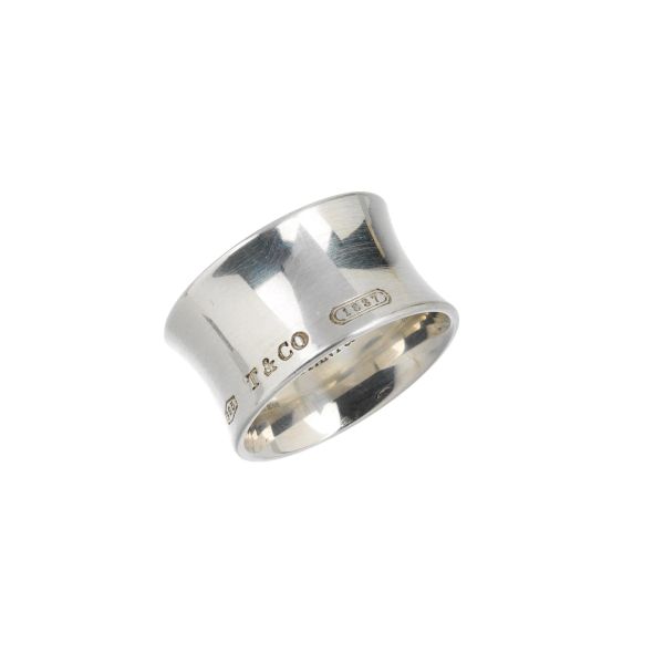 Tiffany &amp; co - TIFFANY & CO BAND RING IN SILVER