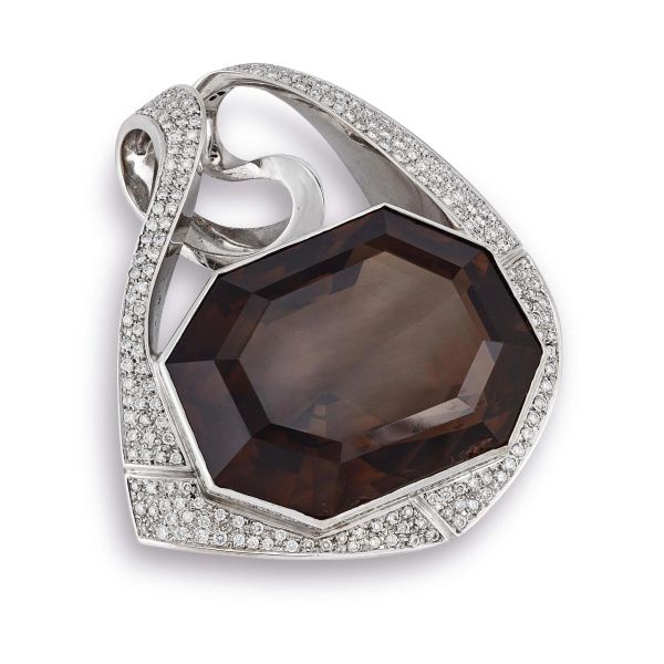 



BIG PENDANT WITH SMOKE QUARTZ AND DIAMONDS