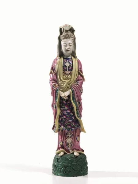  Grande scultura, Cina, sec. XIX, in porcellana policroma raffigurante       