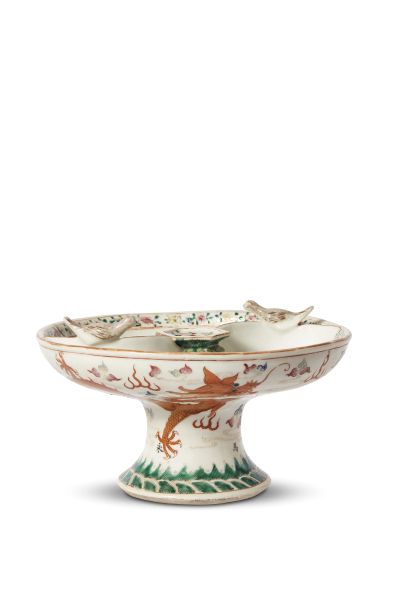 A BOWL ON FOOT, CHINA, QING DYNASTY, 19TH CENTURY