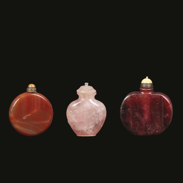 GROUP OF THREE SNUFF BOTTLE, CHINA, QING DYNASTY, 19TH-20TH CENTURIES